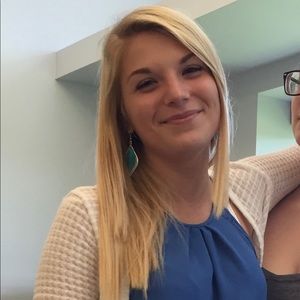 Meet your Posher, Sylvia